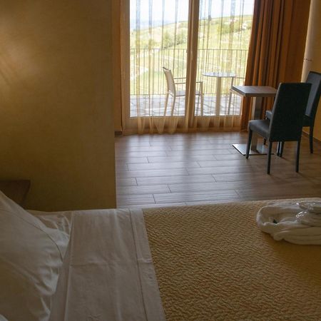 Casa Castella - Adults Only - Langhe Villa Diano dʼAlba Екстериор снимка