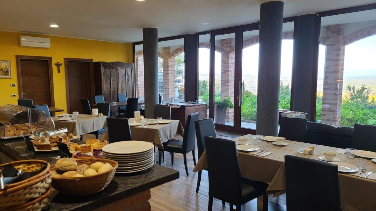 Casa Castella - Adults Only - Langhe Villa Diano dʼAlba Екстериор снимка