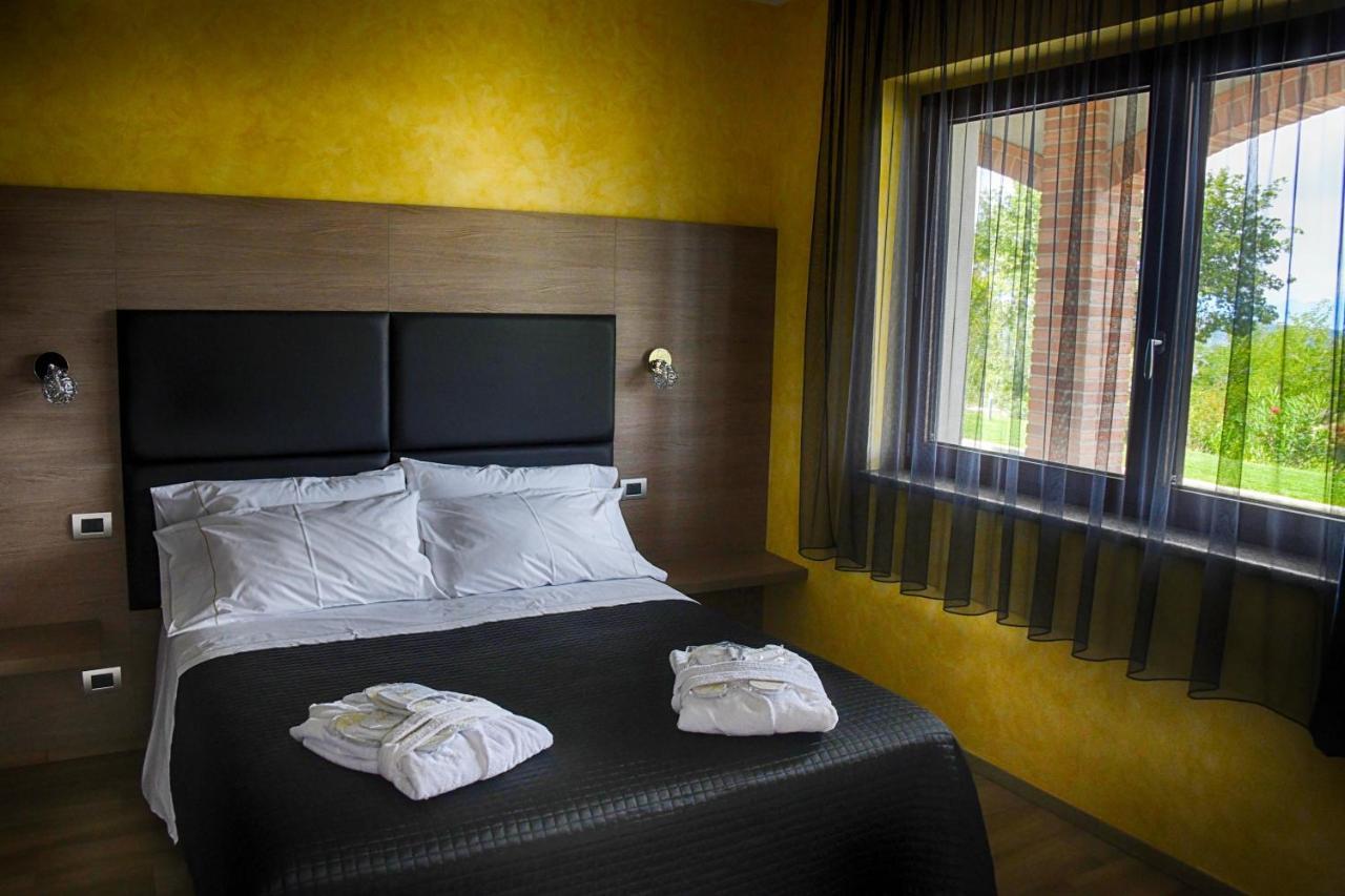 Casa Castella - Adults Only - Langhe Villa Diano dʼAlba Екстериор снимка