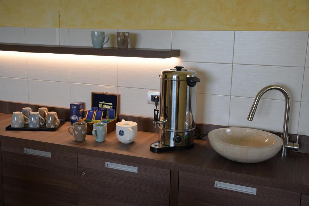 Casa Castella - Adults Only - Langhe Villa Diano dʼAlba Екстериор снимка