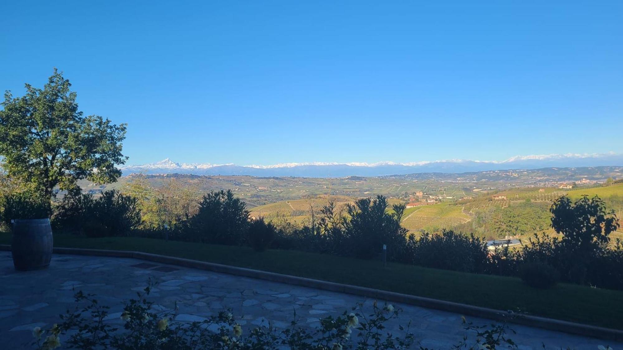 Casa Castella - Adults Only - Langhe Villa Diano dʼAlba Екстериор снимка