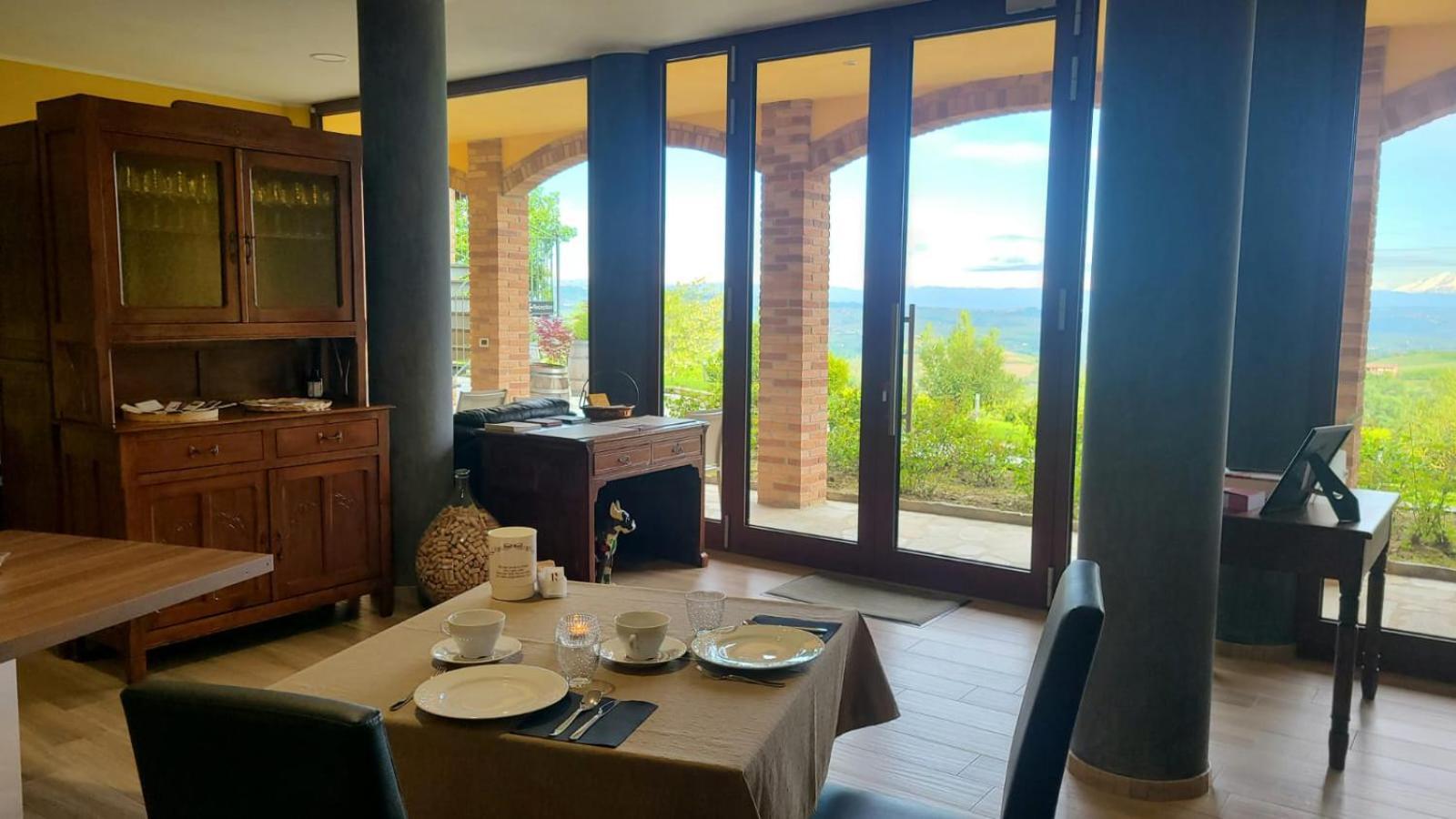Casa Castella - Adults Only - Langhe Villa Diano dʼAlba Екстериор снимка