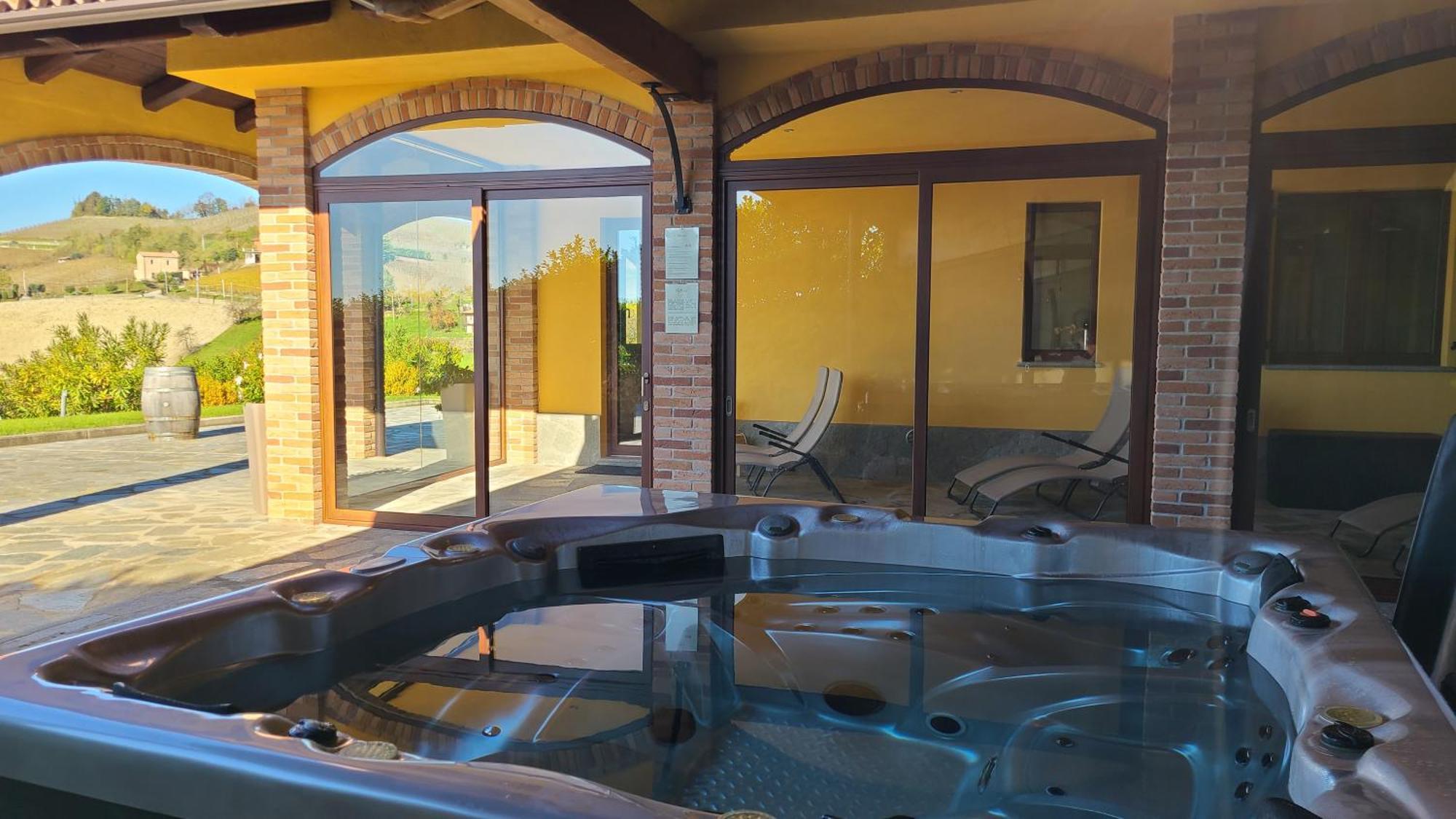 Casa Castella - Adults Only - Langhe Villa Diano dʼAlba Екстериор снимка