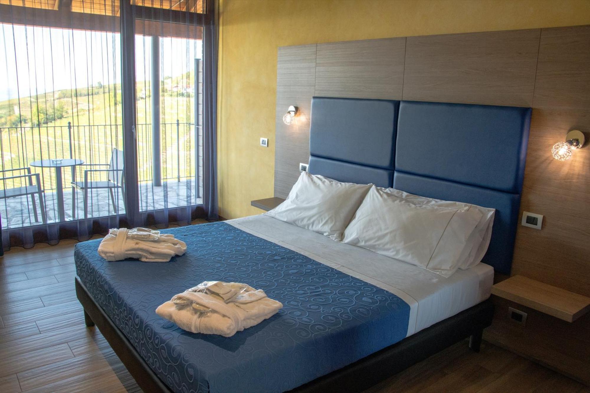 Casa Castella - Adults Only - Langhe Villa Diano dʼAlba Екстериор снимка